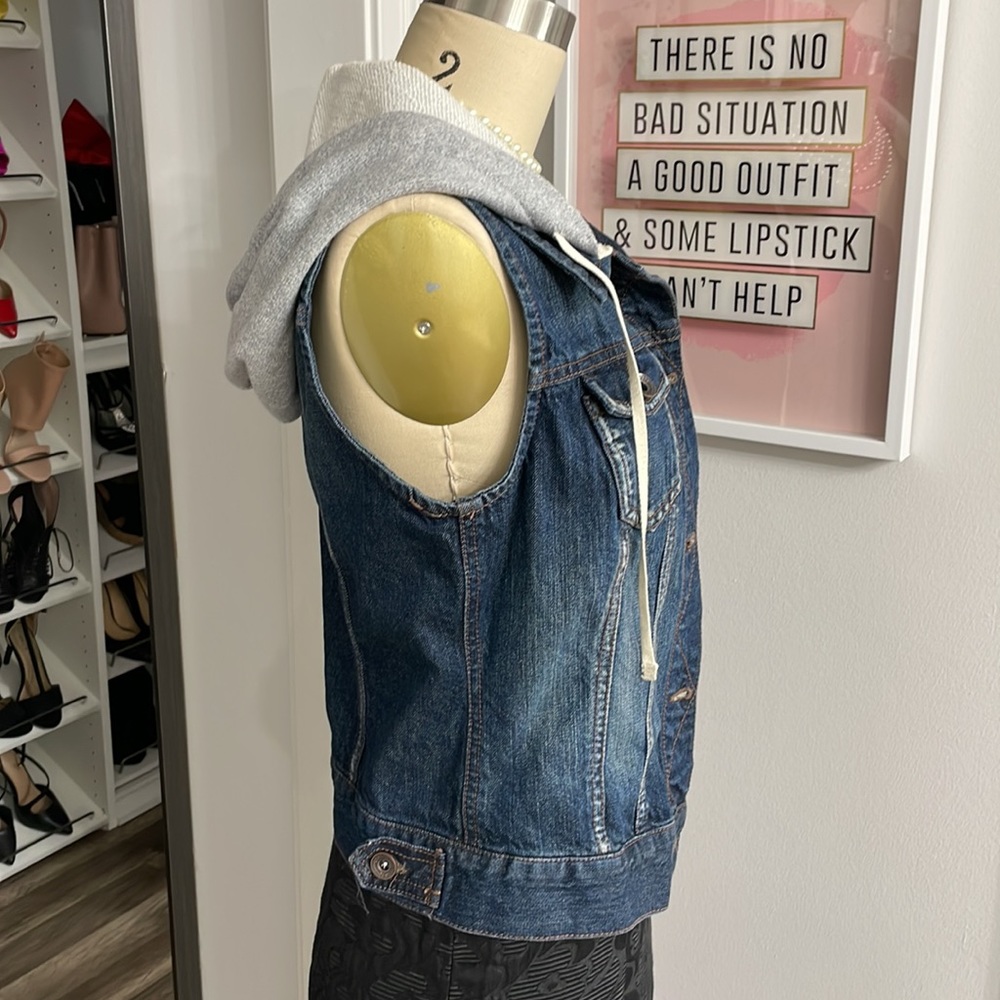 Jean vest! - Picture 3 of 5